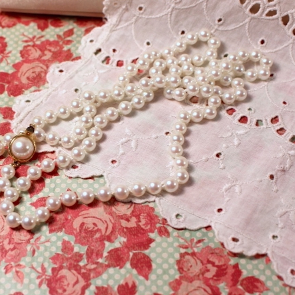 Vintage Carolee White Simulated Pearls